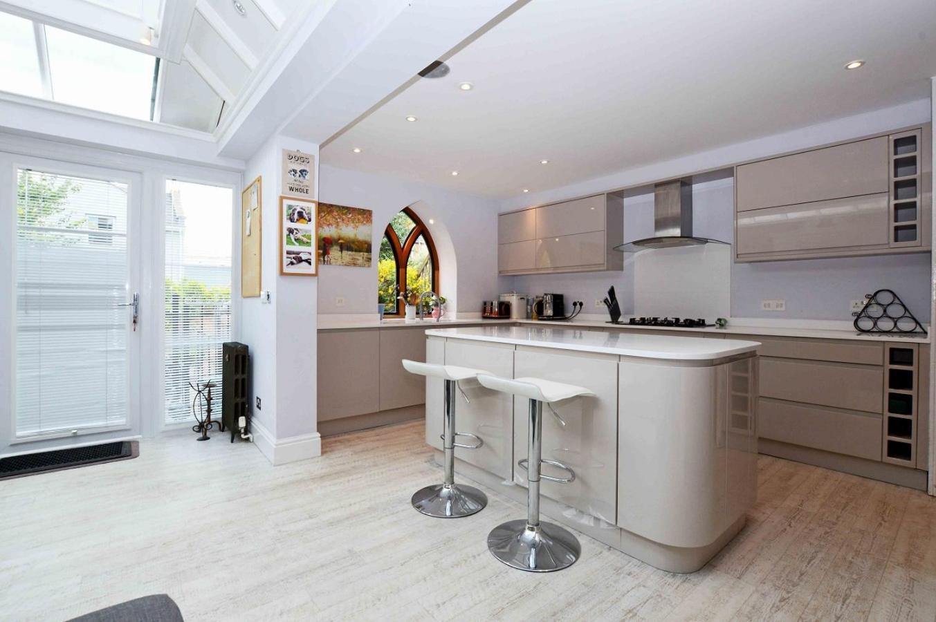 Orwell Villa Elegant Period 5 Bed Close To Town Sleeps 15 Cheltenham Exterior photo